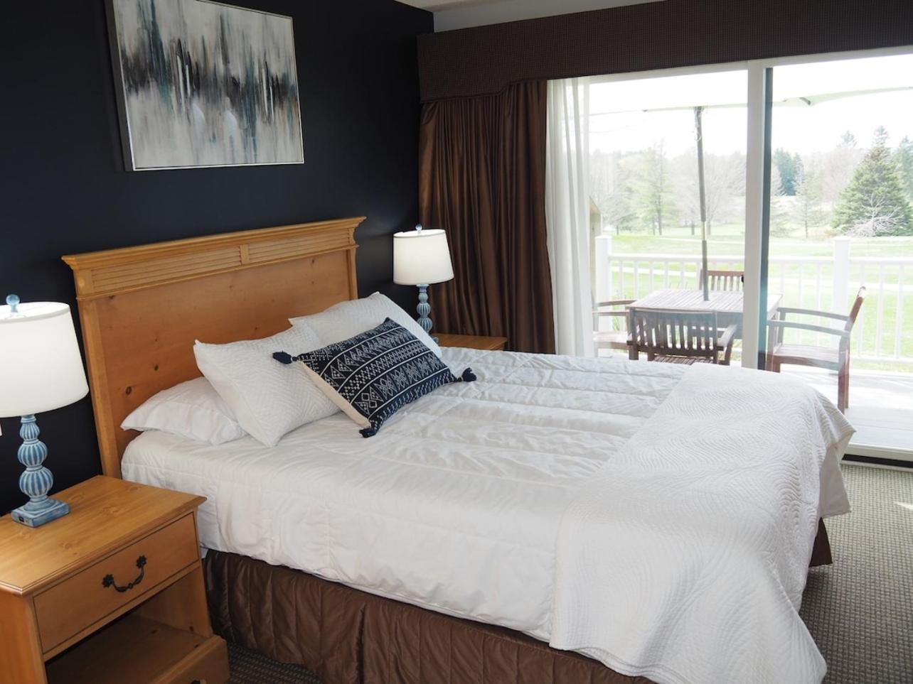 The Grand Getaway - Gorgeous And Great Location! Villa Traverse City Bagian luar foto